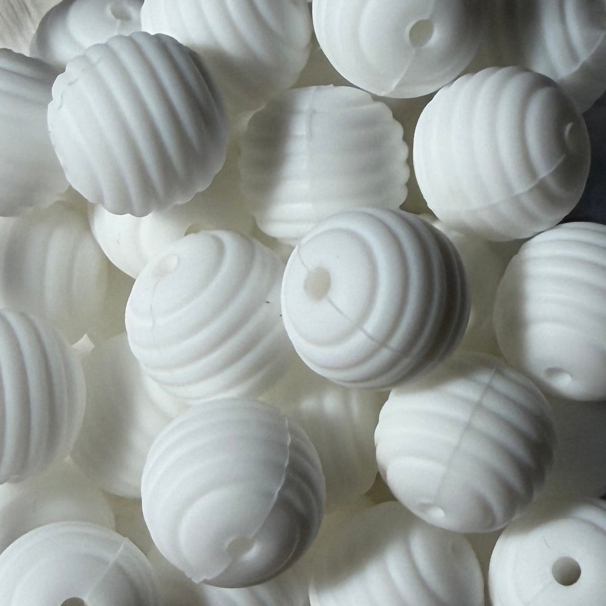 Perle strié blanc 15mm